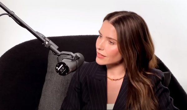 H Σοφία Μπους έκανε coming out – «Αισθάνομαι πως μπορώ πλέον να ανασάνω»