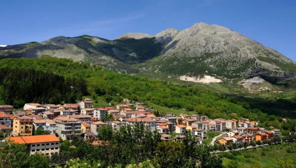 Επισκέφτηκε την Ιταλία και αγόρασε σπίτι για 13.000 δολάρια μέσα σε ένα 24ωρο