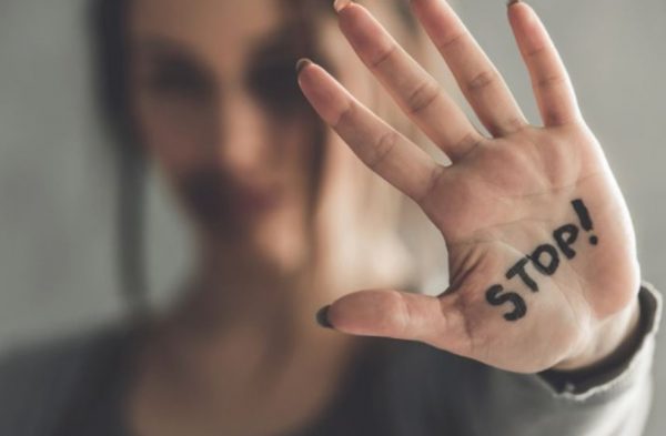 Χανιά: Στέγη Κακοποιημένων Γυναικών – Ο ξενώνας που τις προστατεύει εδώ και 10 χρόνια