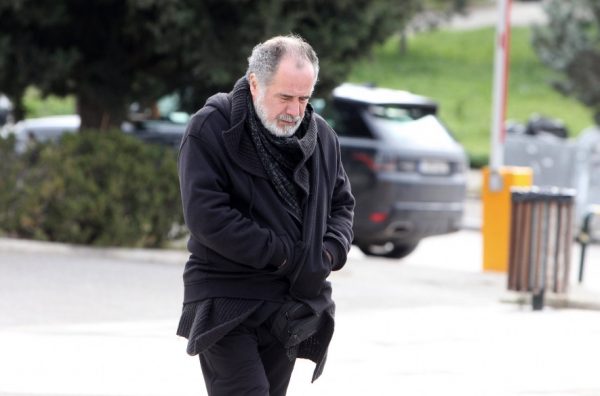 Θοδωρής Κατσαφάδος: «Παίζω σε ένα θέατρο ενώ ξέρω ότι δεν με θέλουν»