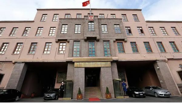 Τουρκία: Το υπουργείο Αμυνας εκπαιδεύει δημοσιογράφους για τη σωστή μετάδοση των ειδήσεων