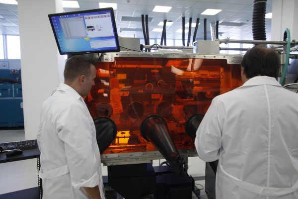 Με μοντέλο Τρόικας ολοταχώς για εξαήμερη εργασία – Αλλάζει άρδην το εργασιακό τοπίο