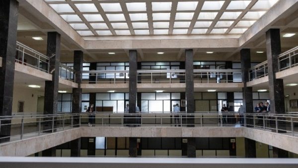 Επεισοδιακός καβγάς ζευγαριού στη Θεσσαλονίκη – Η γυναίκα έβαλε φωτιά στο σπίτι