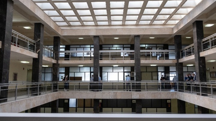 Επεισοδιακός καβγάς ζευγαριού στη Θεσσαλονίκη – Η γυναίκα έβαλε φωτιά στο σπίτι