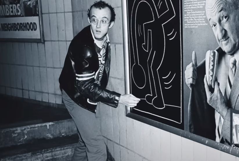 Η ριζοσπαστική χαρά του Keith Haring - Συνθήματα στο τείχος του Βερολίνου, μωρά στο subway της ΝΥ