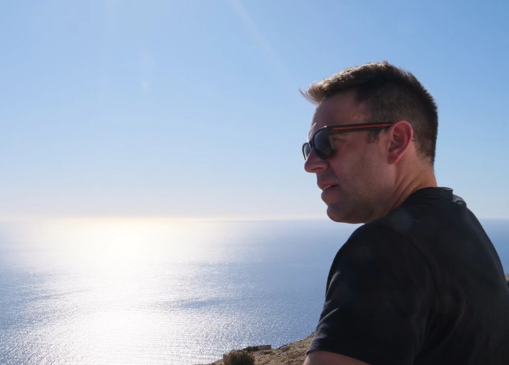 Κασσελάκης: Ο Μητσοτάκης πιάστηκε να λέει ψέματα για τη Γαύδο – Δόθηκε εντολή να «πνιγεί» η αποκάλυψη