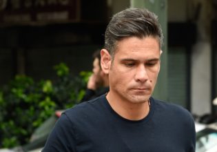 Δημήτρης Ουγγαρέζος: Συγκινεί για τον θάνατο της μητέρας του