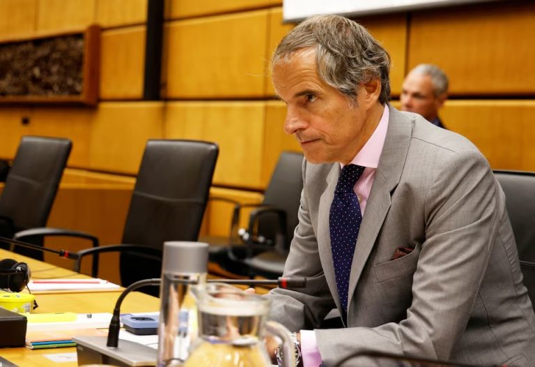 Πυρηνικά: Ο επικεφαλής του ΙΑΕΑ ανησυχεί ότι το Ισραήλ θα μπορούσε να πλήξει τις εγκαταστάσεις του Ιράν