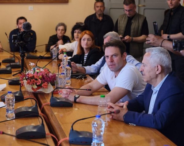 Απόπειρα αναβίωσης του «αντί-ΣΥΡΙΖΑ» μετώπου βλέπει η Κουμουνδούρου με «καλπάζουσα απήχηση Κασσελάκη»