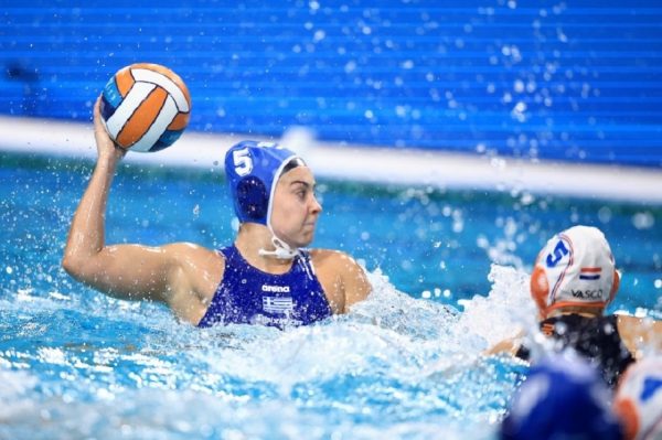 «Με όπλο την άμυνα»