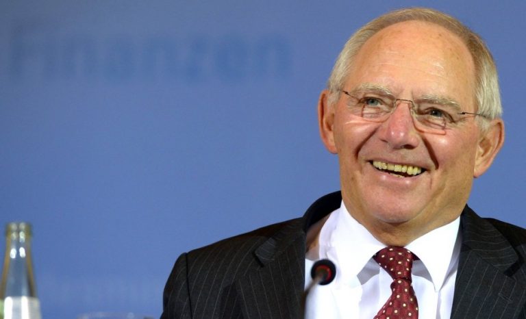 Βόλφγκανγκ Σόιμπλε: Σάλος στη Γερμανία με τα απομνημονεύματά του