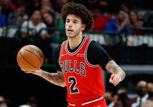 Μένει στους Μπουλς ο Λόνζο Μπολ