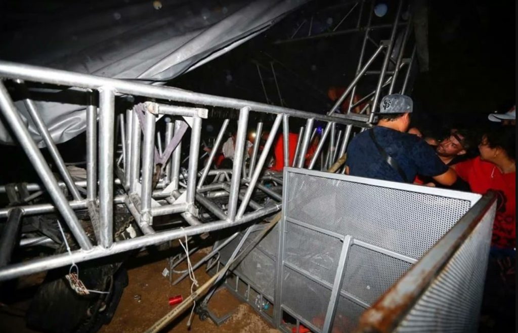 Μεξικό: Πέντε νεκροί μετά την κατάρρευση σκηνής σε προεκλογική συγκέντρωση