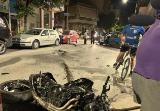 Λάρισα: Στο νοσοκομείο δύο 23χρονοι μετά τη σύγκρουση Ι.Χ με μοτοσικλέτα