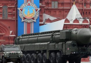 Ρωσία: Ο Πούτιν ζητά τη διεξαγωγή στρατιωτικών γυμνασίων για εξάσκηση στη χρήση πυρηνικών όπλων