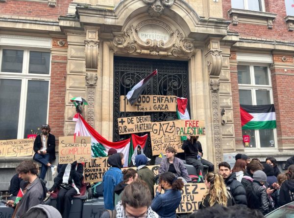 Παρίσι: Επέμβαση της αστυνομίας στo πανεπιστήμιο Sciences Po που έχει καταληφθεί από φιλοπαλαιστίνιους διαδηλωτές