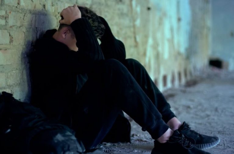 Γιάννενα: Στο χειρουργείο με σπασμένη γνάθο μαθητής Γυμνασίου που ξυλοκοπήθηκε από 14χρονο