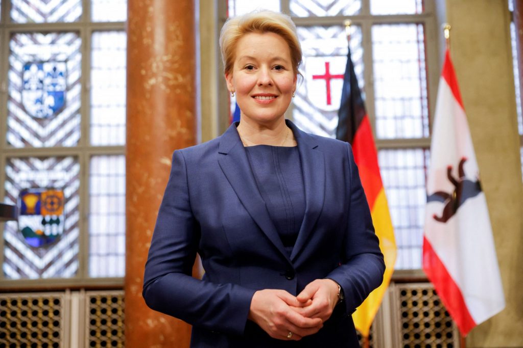 Γερμανία: Χτύπησαν υπουργό του Βερολίνου  στο κεφάλι