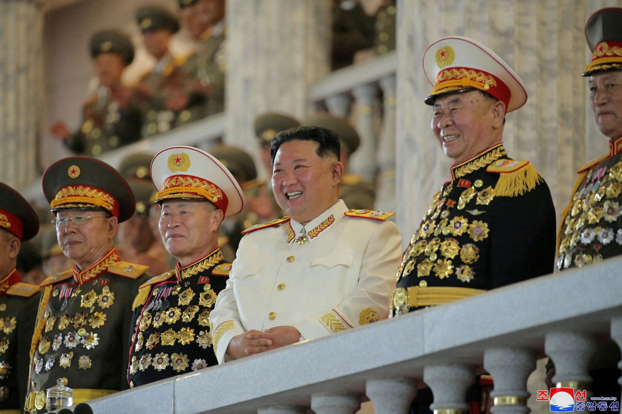 Η «ομάδα απόλαυσης» του Κιμ Γιονγκ Ουν – Οι εκλεκτές παρθένες για το χαρέμι του δικτάτορα