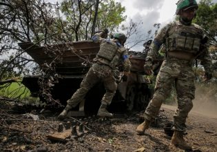 Ουκρανία: Σφίγγει ο ρωσικός κλοιός στην περιφέρεια Χάρκοβο – Υποχωρεί ο ουκρανικός στρατός