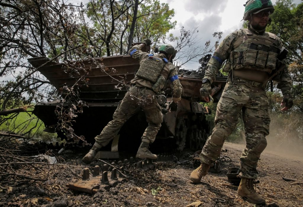 Ουκρανία: Σφίγγει ο ρωσικός κλοιός στην περιφέρεια Χάρκοβο – Υποχωρεί ο ουκρανικός στρατός