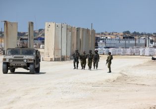 Guardian για Γάζα: Αγαστή συνεργασία ισραηλινού στρατού και εποίκων για επιθέσεις στην ανθρωπιστική βοήθεια