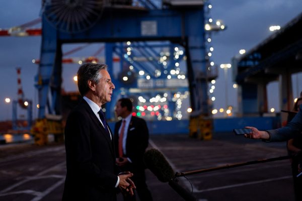 Ο Άντονι Μπλίνκεν λέει στο Ισραήλ και τη Χαμάς ότι «τώρα είναι η ώρα» για μια συμφωνία εκεχειρίας