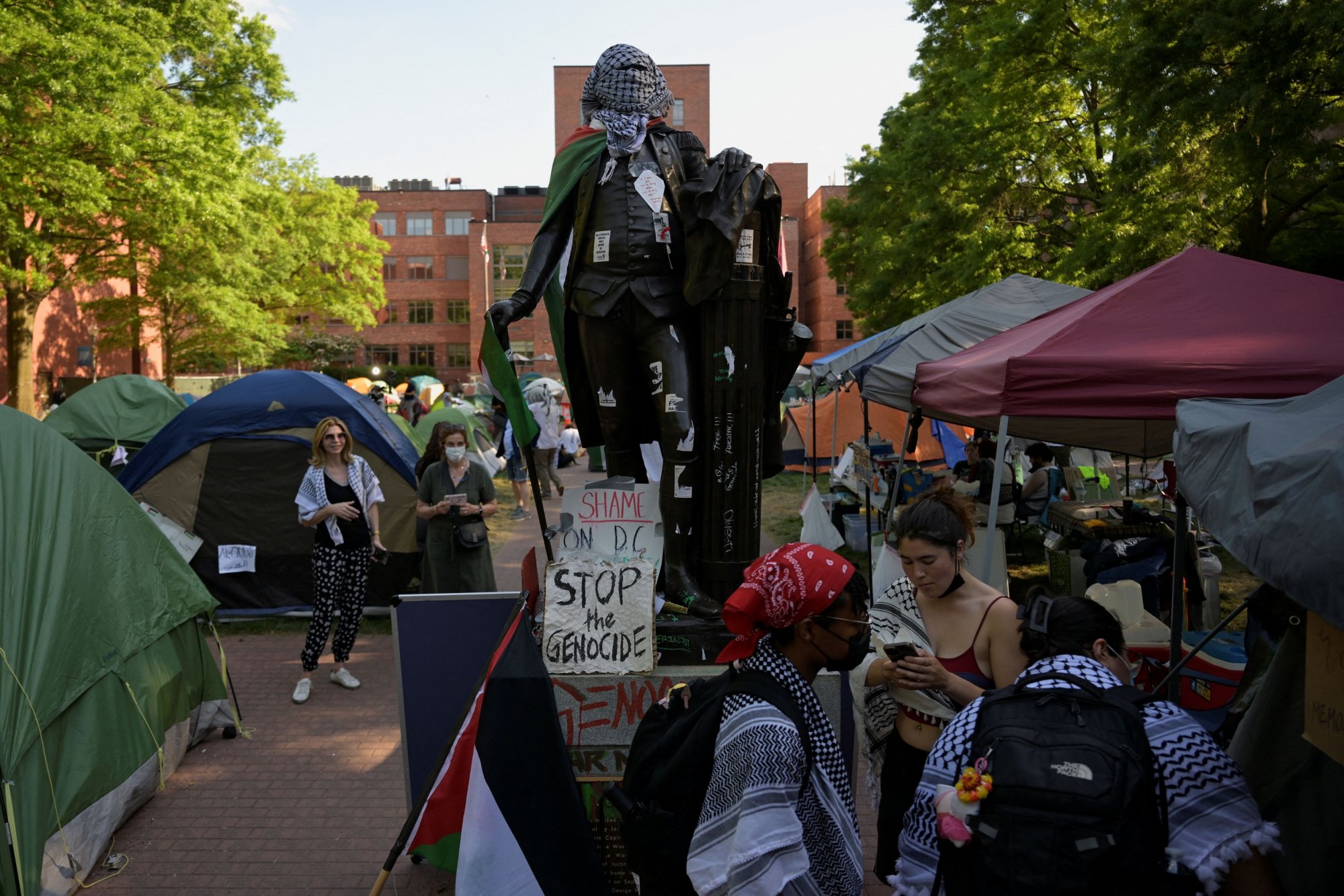 Φοιτητικές διαδηλώσεις στις ΗΠΑ: Ειρηνικό το 97% - Η αστυνομική καταστολή αύξησε τη βία
