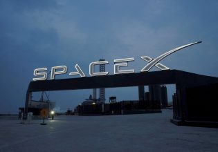 SpaceX: Εκτοξεύτηκαν οι πρώτοι νέοι κατασκοπευτικοί δορυφόροι των ΗΠΑ