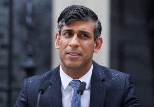 Εκλογές Βρετανία: Ο Σούνακ τζογάρει το μέλλον του – Θέλει να επαναλάβει το εκλογικό «θαύμα» του Τζον Μέιτζορ