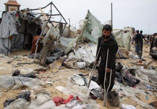 Η Χαμάς αποχωρεί επ’ αόριστον από τις διαπραγματεύσεις μετά τη «σφαγή» στη Ράφα – Οι προϋποθέσεις που θέτει