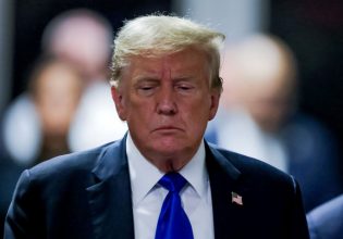 ΗΠΑ: «Είμαι ένας πολύ αθώος άνθρωπος. H πραγματική ετυμηγορία θα βγει στις 5 Νοεμβρίου» λέει ο Τραμπ