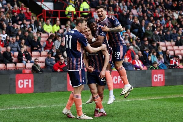 Σέφιλντ Γιουνάιτεντ – Νότιγχαμ Φόρεστ 1-3: Εντυπωσιακή εμφάνιση και μεγάλο διπλό