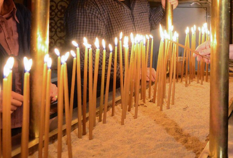 Βόλος: Άρπαξαν τάματα αξίας χιλιάδων ευρώ από εκκλησίες – Καταδικάστηκαν χωρίς αναστολή