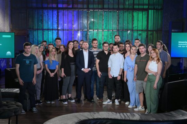 Συζήτηση Ανδρουλάκη με νέους: Οραματίζομαι την Ευρώπη των ανθρωπίνων δικαιωμάτων και της ευημερίας των πολιτών