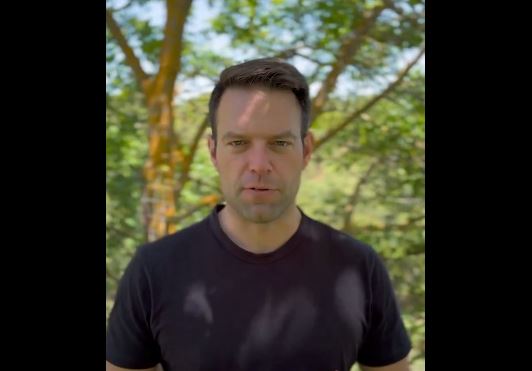 Κασσελάκης: Όλα στην Ελλάδα ακριβότερα – Τι είπε για τα χρέη της ΝΔ;