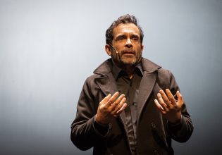 Ο Κωνσταντίνος Μαρκουλάκης και «Η αγαπημένη του κυρίου Λιν» στην Πειραιώς 260