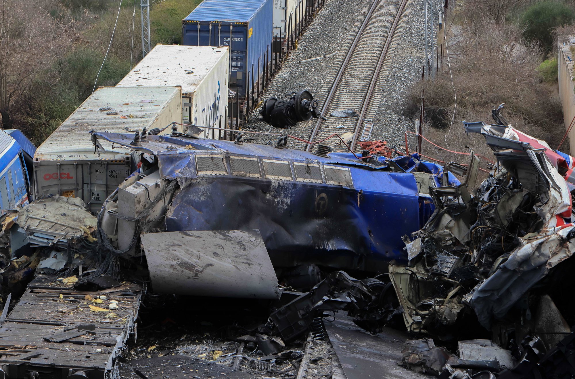 Τέμπη: Στη Βουλή η δικογραφία για το σιδηροδρομικό δυστύχημα