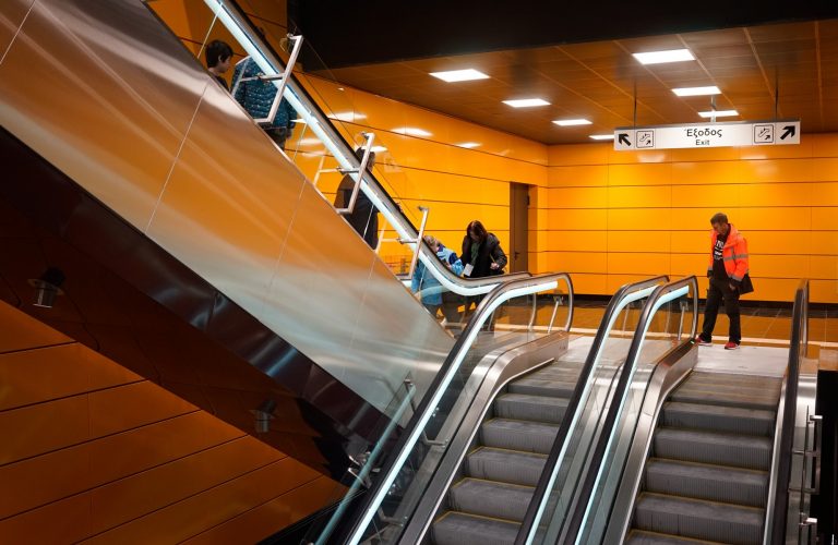 ΚΚΕ: Πρόκληση οι εξαγγελίες Μητσοτάκη για το μετρό Θεσσαλονίκης