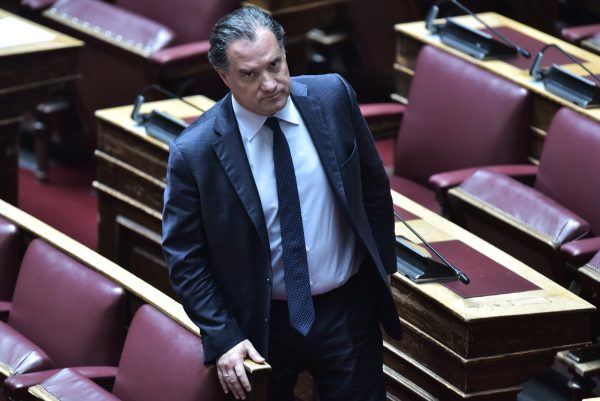 Γεωργιάδης σε Κασσελάκη για τα «χειρόγραφα του Ιησού»: Πουλούσα και βιβλία του Μαρξ, δεν ήμουν κομμουνιστής