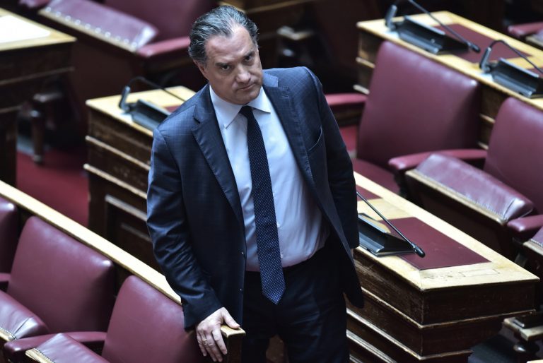 Γεωργιάδης σε Κασσελάκη για τα «χειρόγραφα του Ιησού»: Πουλούσα και βιβλία του Μαρξ, δεν ήμουν κομμουνιστής