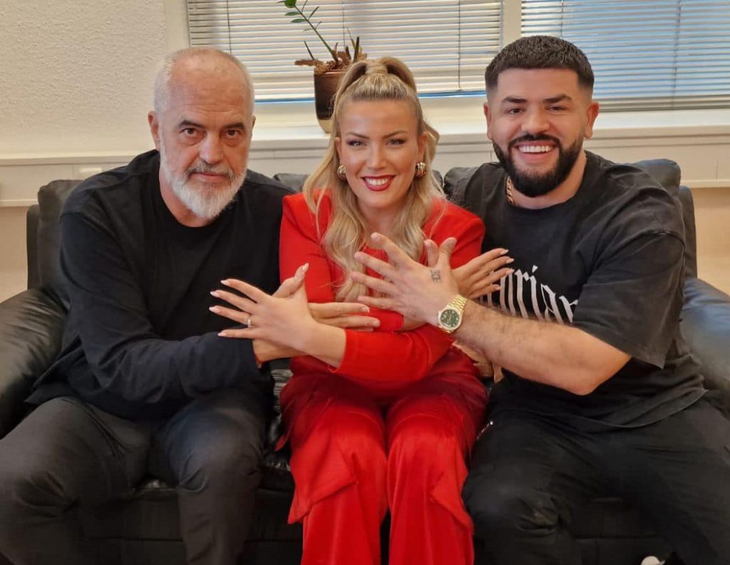 Έντι Ράμα:  Οι πρώτες αναρτήσεις του μετά την ομιλία στο Γαλάτσι