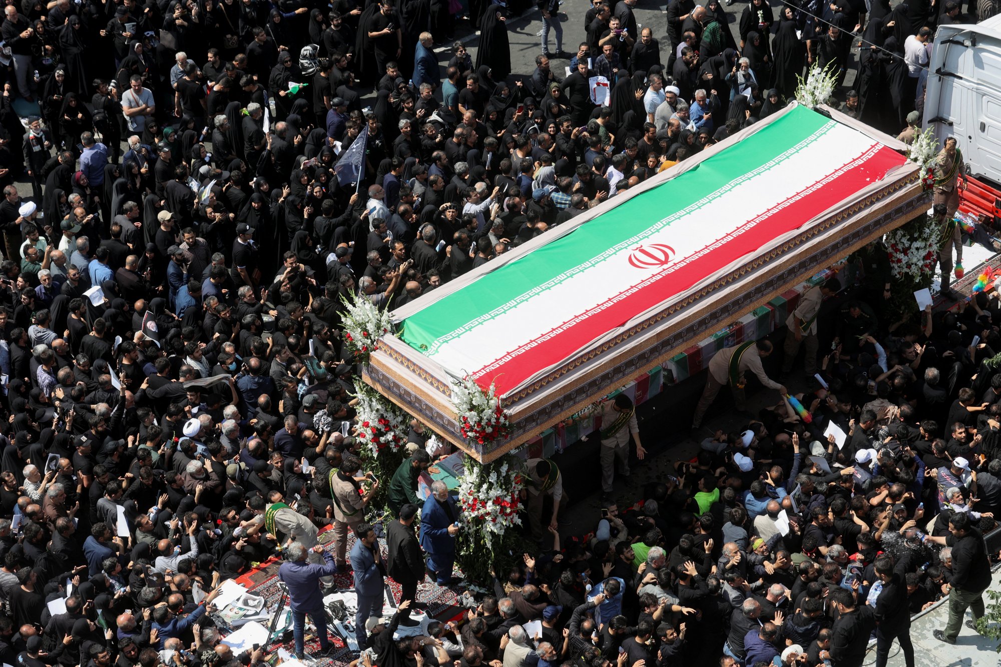 Ιράν: Στην Μασχάντ η ταφή του Ραϊσί