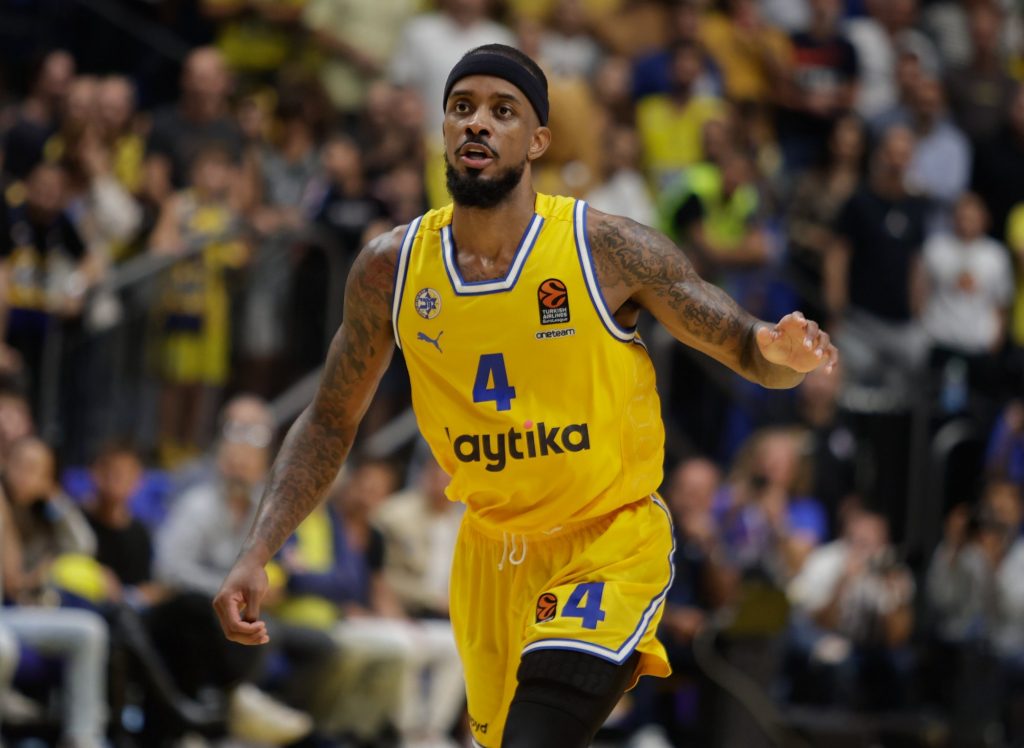 Μπράουν: «Η πίεση θα είναι στον Παναθηναϊκό»