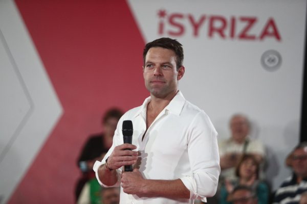 Στέφανος Κασσελάκης: Από 13χρονο η ομοφοβική επίθεση – Θέλει επί προσωπικού επικοινωνία μαζί του