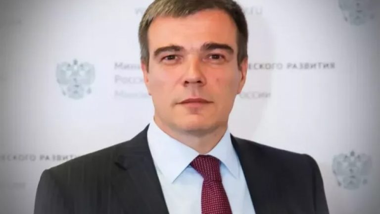 Ρωσία: Ακόμη πιο πολεμική η οικονομία της – Οικονομολόγος και ο νέος υφυπουργός Άμυνας