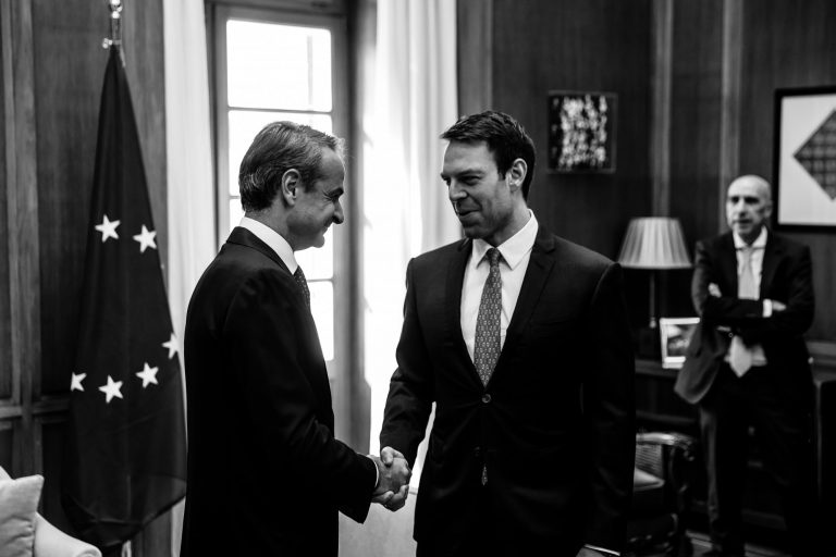 Δύσκολο το 33% λένε στη ΝΔ γιατί φοβούνται αποχή, στον ΣΥΡΙΖΑ τρέμουν του Κασσελάκη την αντοχή