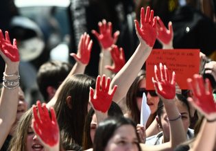 Τάσεις αυτοκτονίας έχει η μητέρα της αδικοχαμένης Κυριακής – Τι ζητά η δικηγόρος της οικογένειας