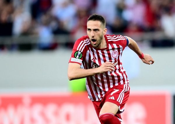 Φορτούνης: «Ο Ολυμπιακός είναι το σπίτι μου» (vid)