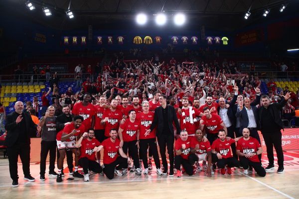 Ασύλληπτο: Όταν η Ντόρτμουντ πηγαίνει τελικό Champions League ο Ολυμπιακός παίρνει τη Euroleague